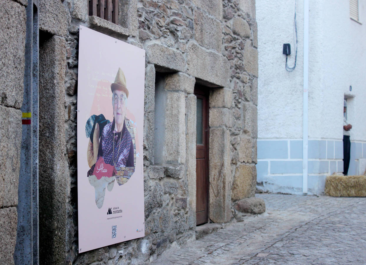 Illustrated panels displayed along the village streets. Illustrated panels displayed along the village streets.